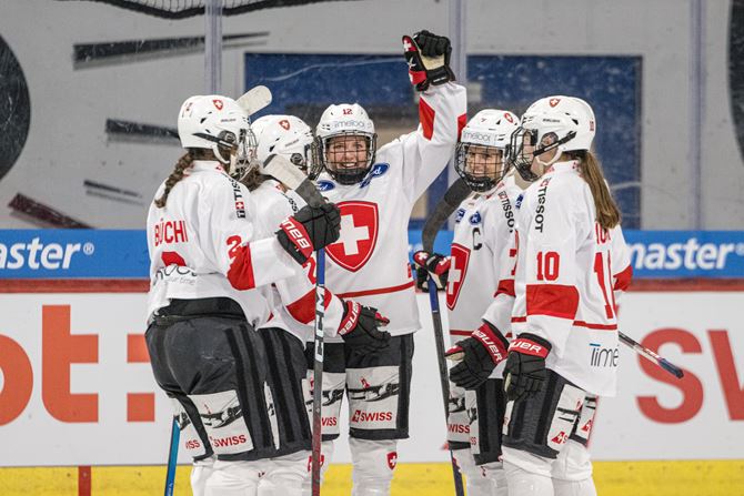 Damen Hockey WM 2028 in der Schweiz! – Wir freuen uns mit!